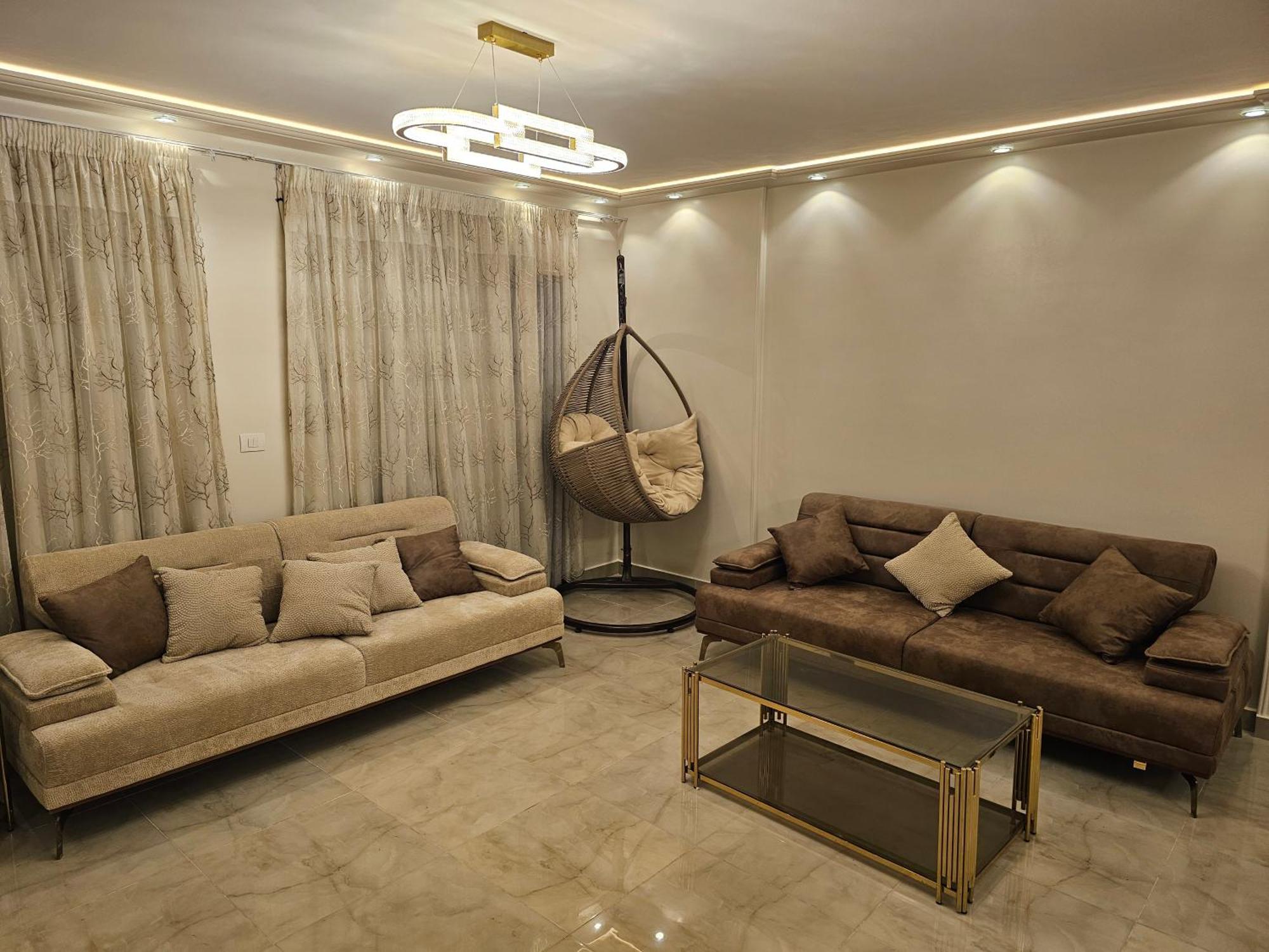 In Al Rehab Apartment